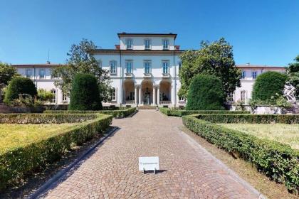 Villa d'epoca con giardino