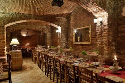 Locale rustico in Porta Nuova