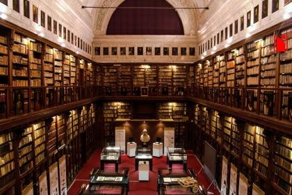 Biblioteca Storica in centro