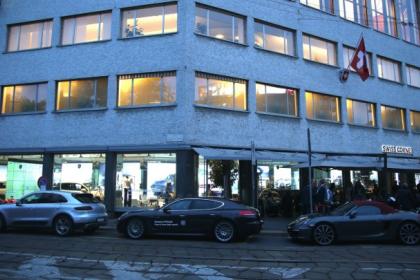 Spazio vetrato piazza Cavour Milano