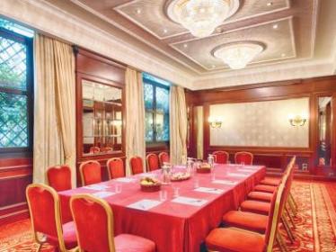 Hotel 4 stelle ideale per viaggi d'affare