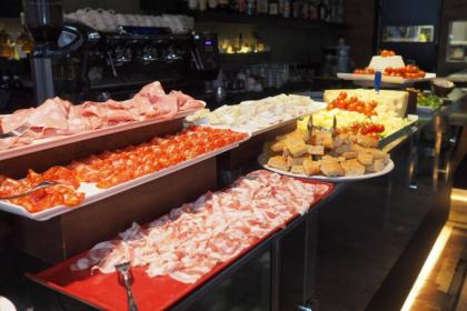 Cocktail bar con sala privata in Centrale