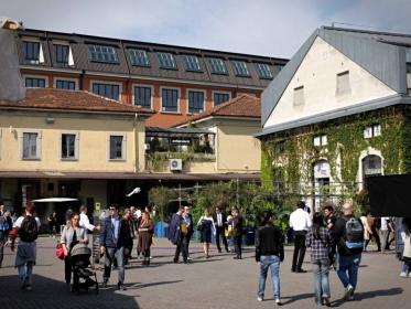 Showroom green in Tortona