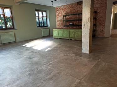 Showroom green in Tortona