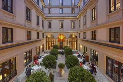 Hotel a 5 stelle lusso in centro a milano con sale