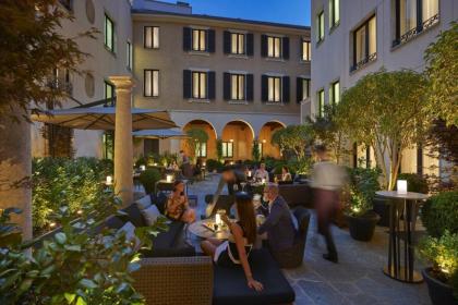 Hotel a 5 stelle lusso in centro a milano con sale