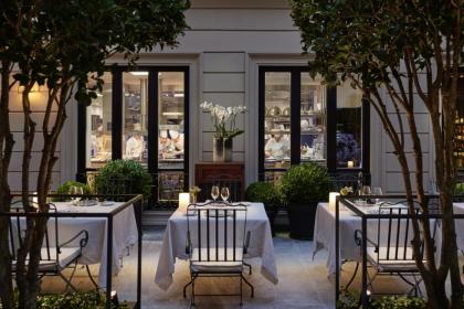 Hotel a 5 stelle lusso in centro a milano con sale