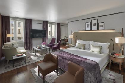 Hotel a 5 stelle lusso in centro a milano con sale