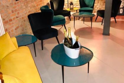 Locale con sala privata in centro