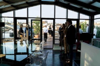 Showroom moda in San Babila