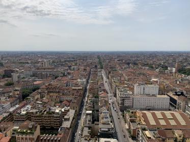 Attico al 29° piano con vista su Milano