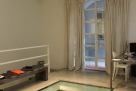 Ampio showroom su due piani in Porta Genova