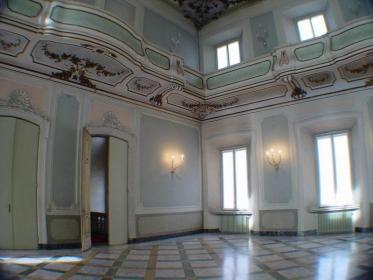 Palazzo Storico Affrescato in Cordusio