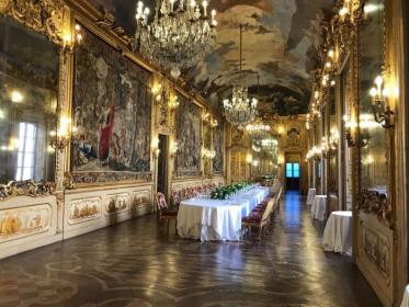Palazzo Storico Affrescato in Cordusio