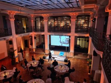 Biblioteca in Centro stile Liberty