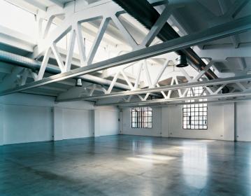 Studio Industriale in Mecenate