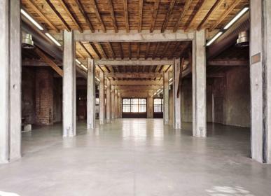 Studio Industriale in Mecenate