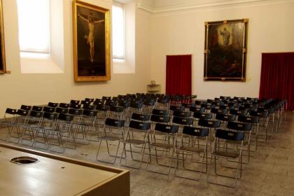 Biblioteca Storica in centro