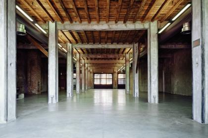Studio Industriale in Mecenate