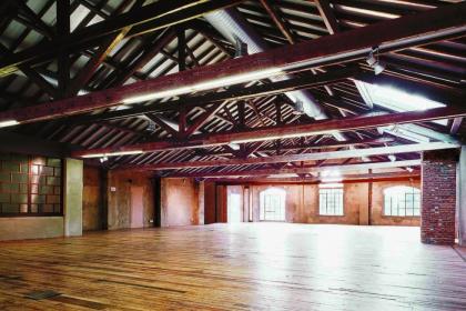 Studio Industriale in Mecenate