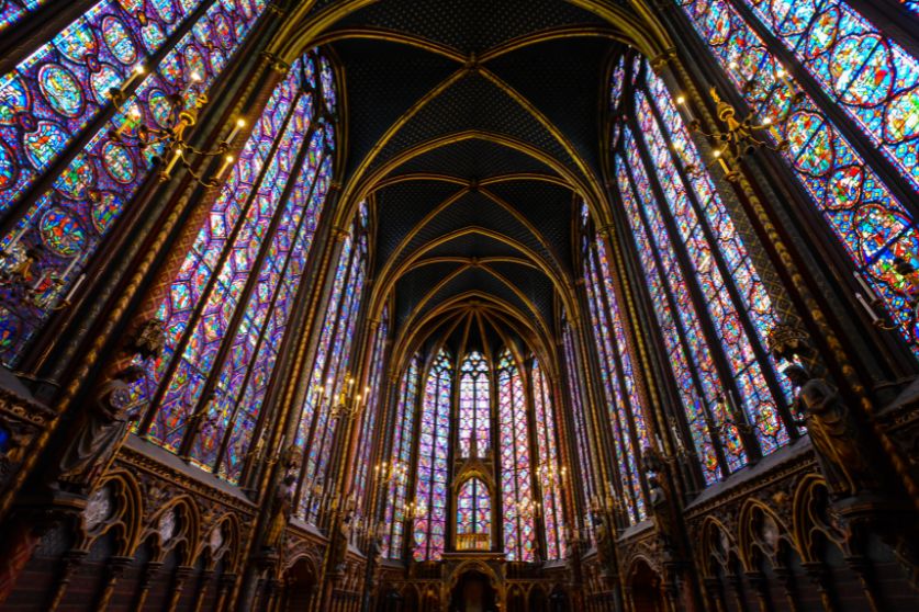 Come rendere una chiesa sconsacrata uno spazio per eventi